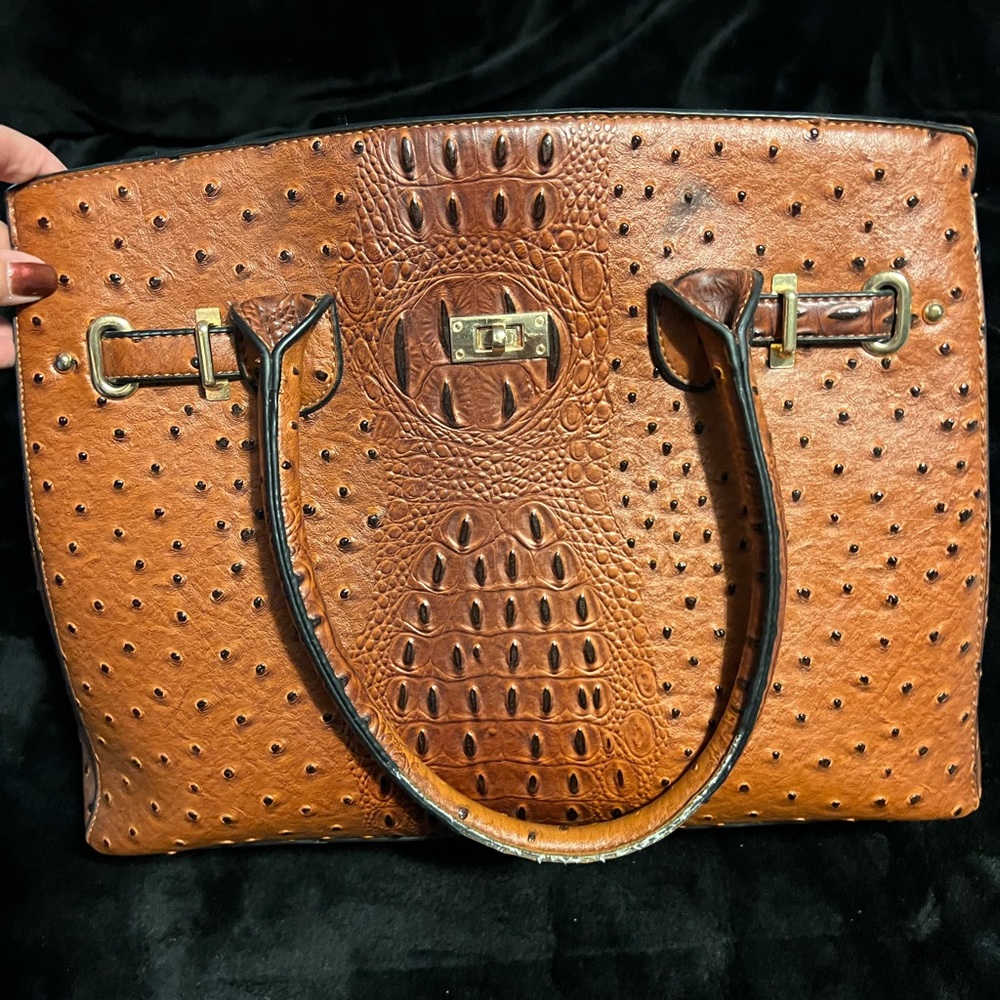 Large brown purse